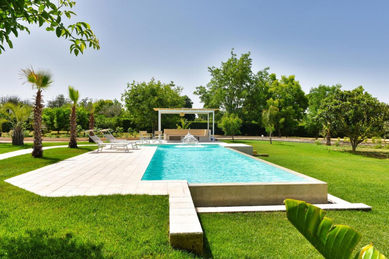 Villa Sirgole Rosa With Pool, Galatina Cutrofiano Exterior photo